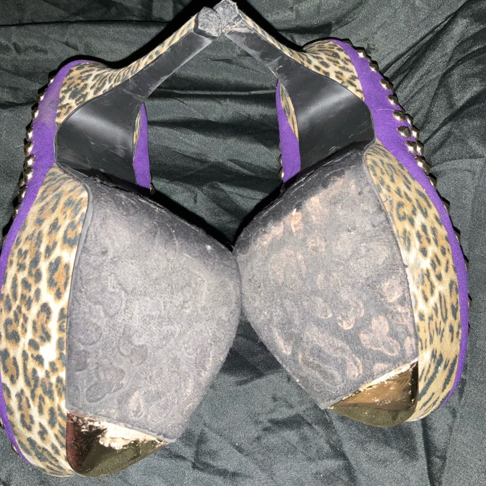 Heels - Picture 7 of 9